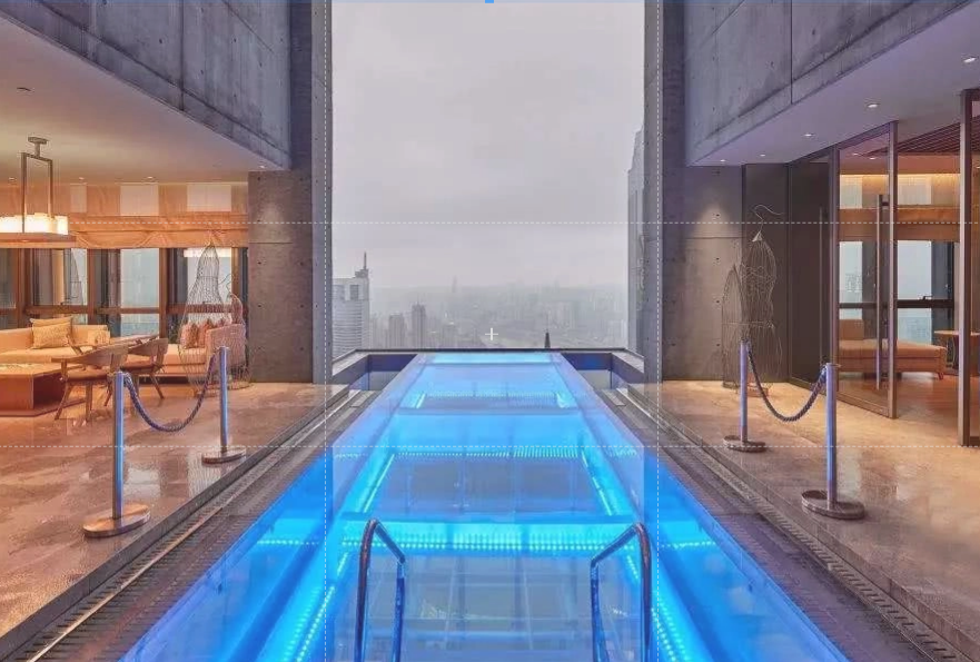 حمامات السباحة الأكريليكية: اللؤلؤة اللامعة لتصميم حمامات السباحة الحديثة
