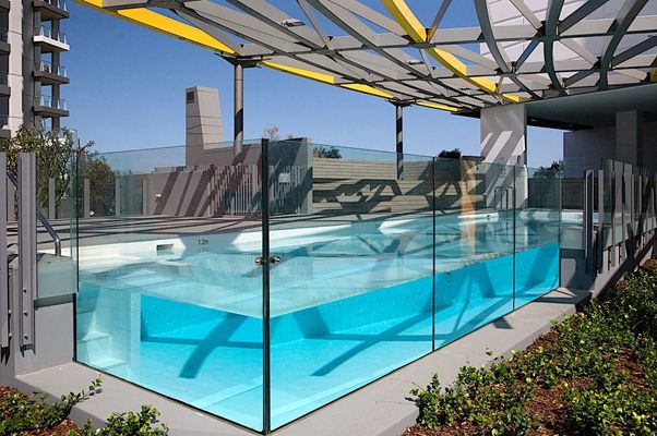 حمام سباحة أكريليك منزل في منطقة الشرق الأوسط - Leyu Pool